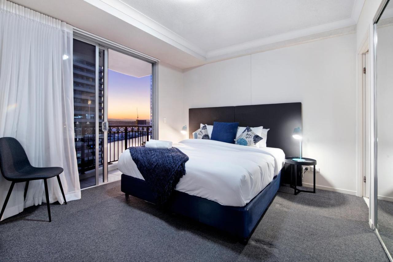 Chevron Renaissance - Self Contained & Privately Managed Apartments Голд-Кост Экстерьер фото