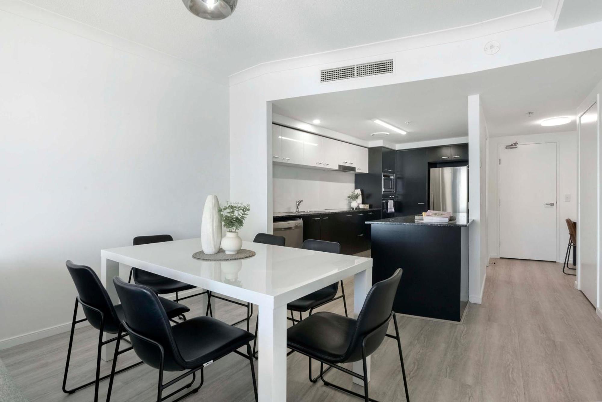 Chevron Renaissance - Self Contained & Privately Managed Apartments Голд-Кост Экстерьер фото