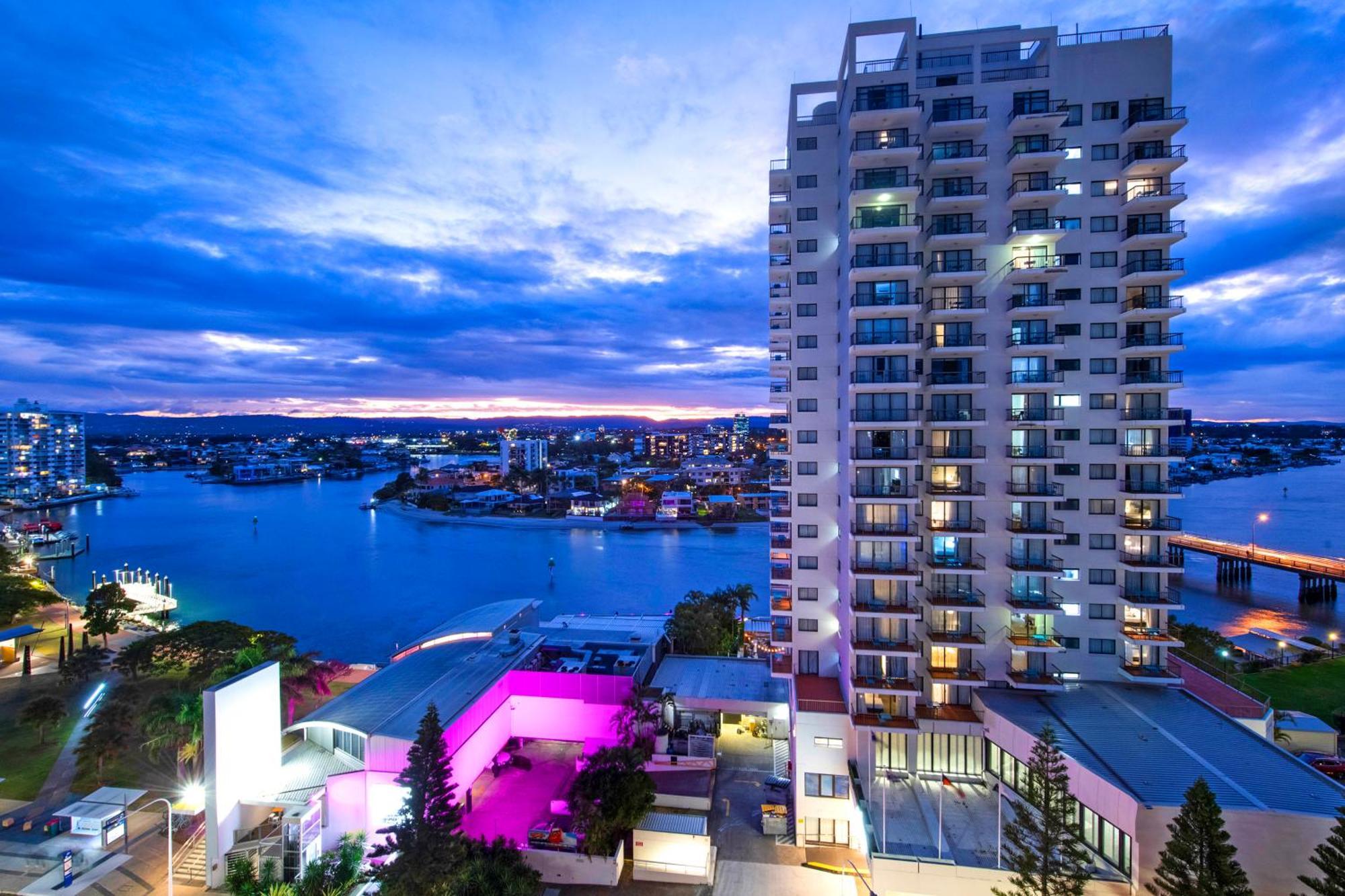 Chevron Renaissance - Self Contained & Privately Managed Apartments Голд-Кост Экстерьер фото